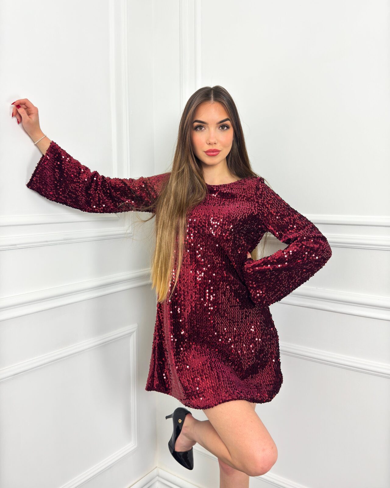 Cloud Wear AGATHA Cekinowa Sukienka Mini z Szerokimi Rękawami