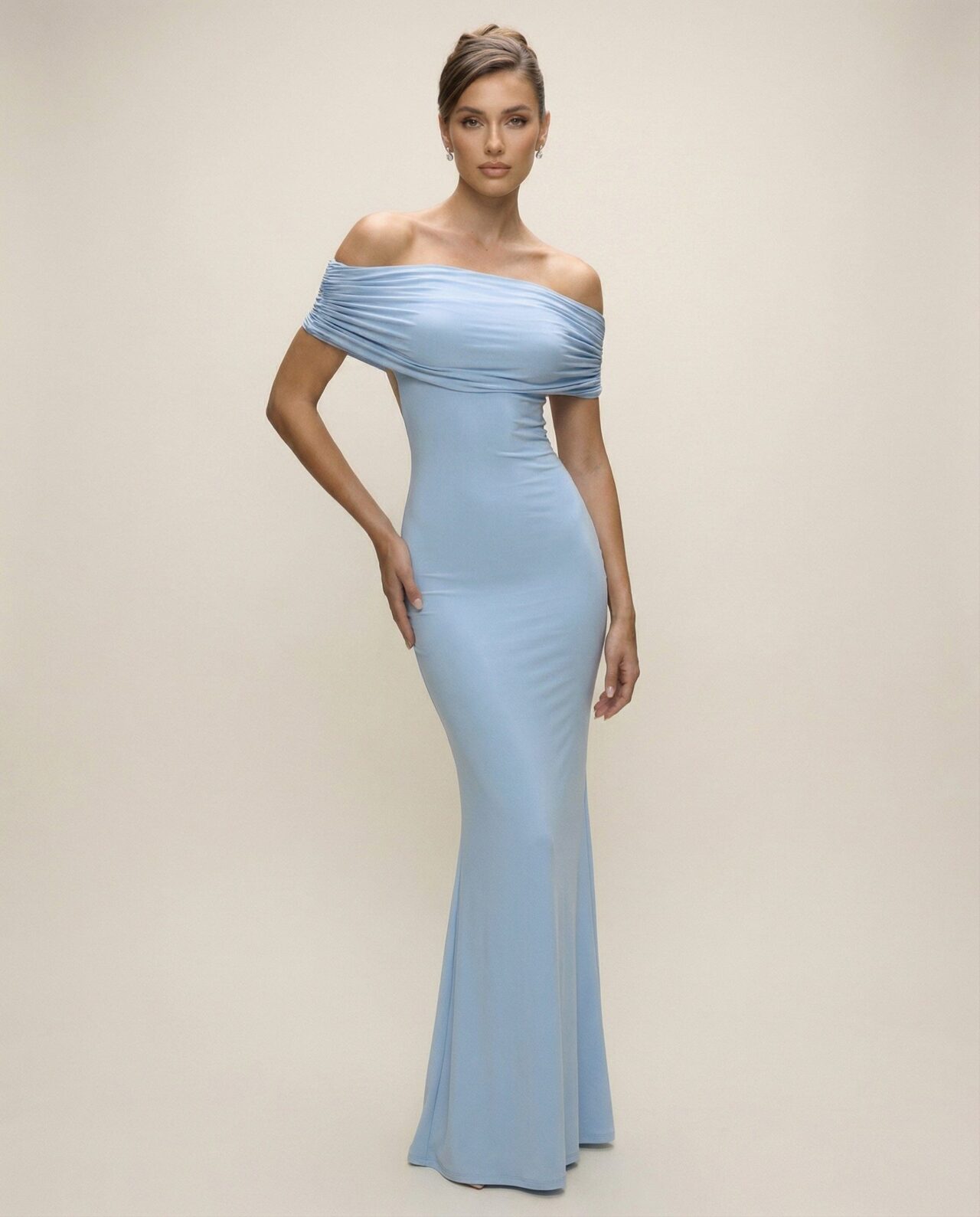 Cloud Wear LIVIA - Długa Elegancka Sukienka Hiszpanka z Odkrytymi Plecami Niebieski